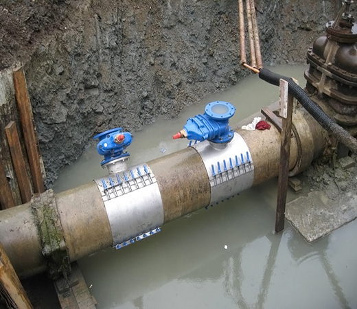 pressure tapping valve